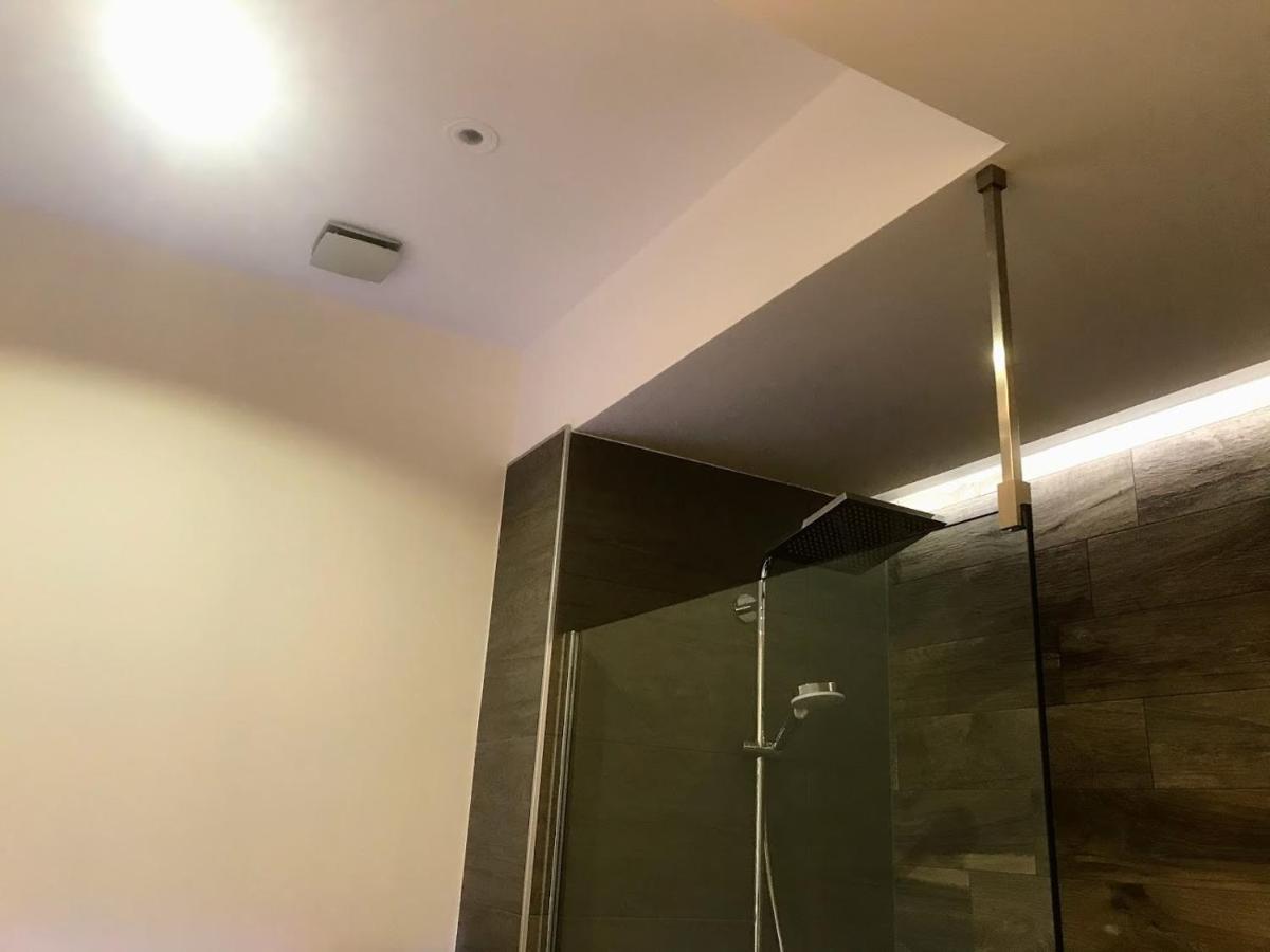 Salzhausblick Business Apartments - Zentrale Lage Am Salzhaus - Mwst-Rechnung Verfuegbar تسيتاو الغرفة الصورة
