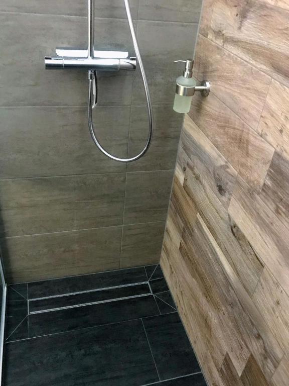 Salzhausblick Business Apartments - Zentrale Lage Am Salzhaus - Mwst-Rechnung Verfuegbar تسيتاو المظهر الخارجي الصورة